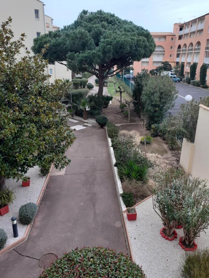 Helios 32, T2 Climatise, Parking, 500M Plage Agde Exterior photo