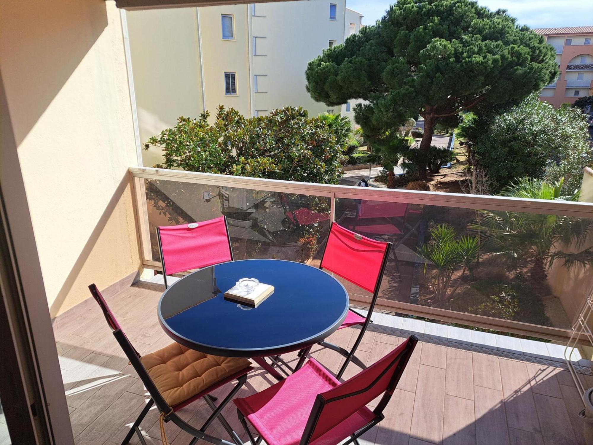 Helios 32, T2 Climatise, Parking, 500M Plage Agde Exterior photo