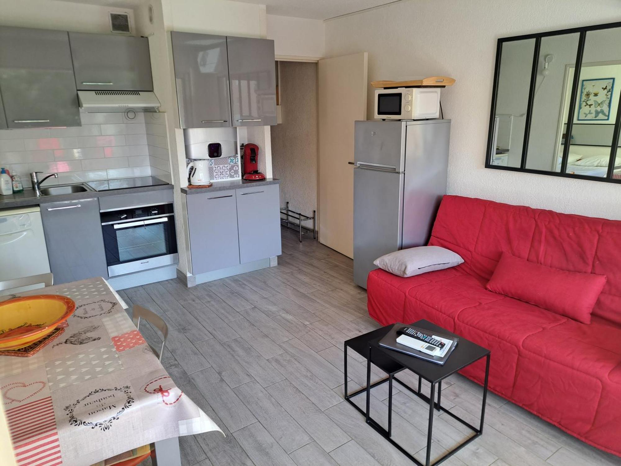 Helios 32, T2 Climatise, Parking, 500M Plage Agde Exterior photo